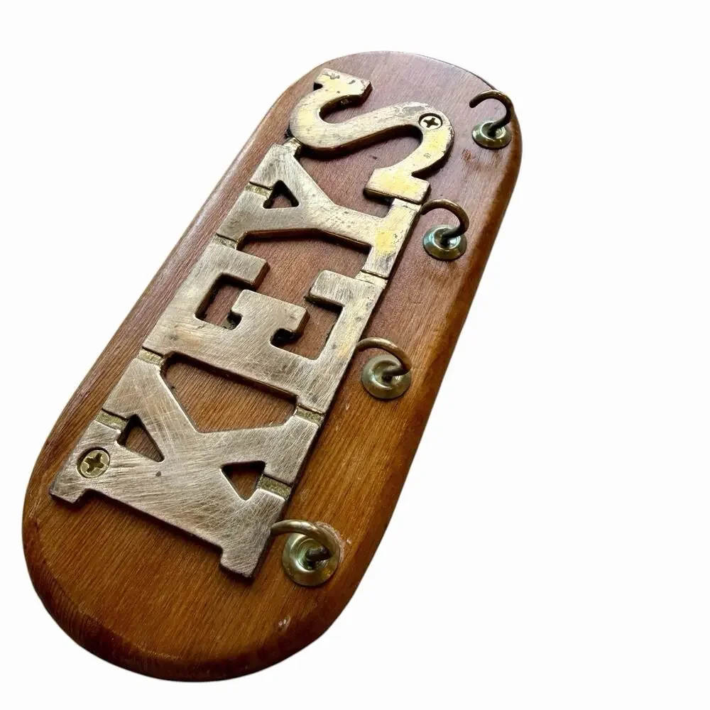 Vintage Wood Metal KEYS Wall Key Holder Rack 4 Hooks Made in Taiwan Rustic Decor